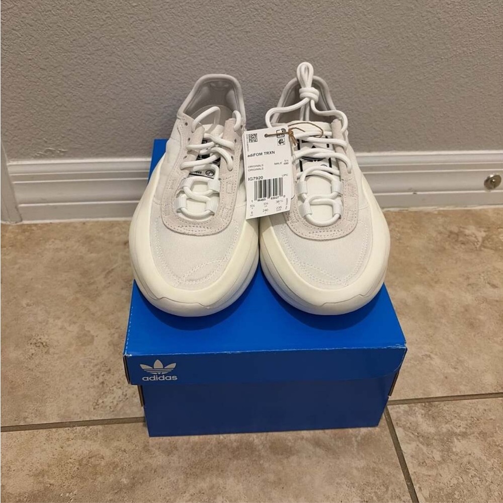 Adidas TRXN Sneakers
